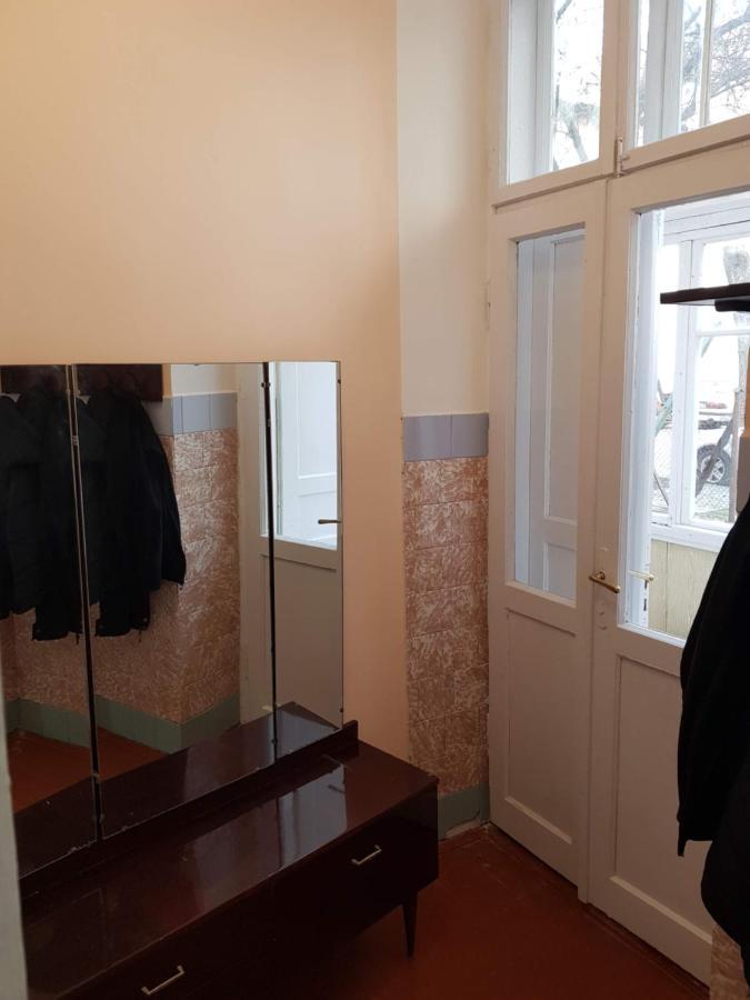 Зручна І Комфортна Квартира Недалеко Від Вокзалу І Центру Міста 리비프 외부 사진
